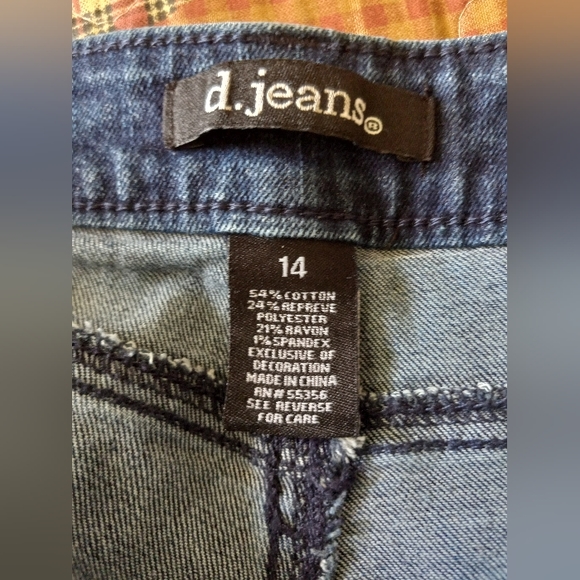 D.Jeans with beaded back pockets - Picture 6 of 6